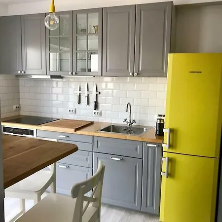 Apartment Beautiful Near The Center Of *